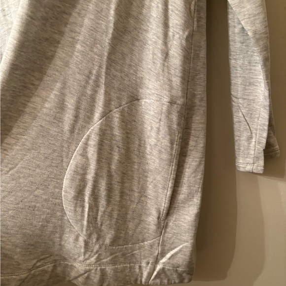 J. Jill fit Large light gray hoodie - Picture 7 of 7